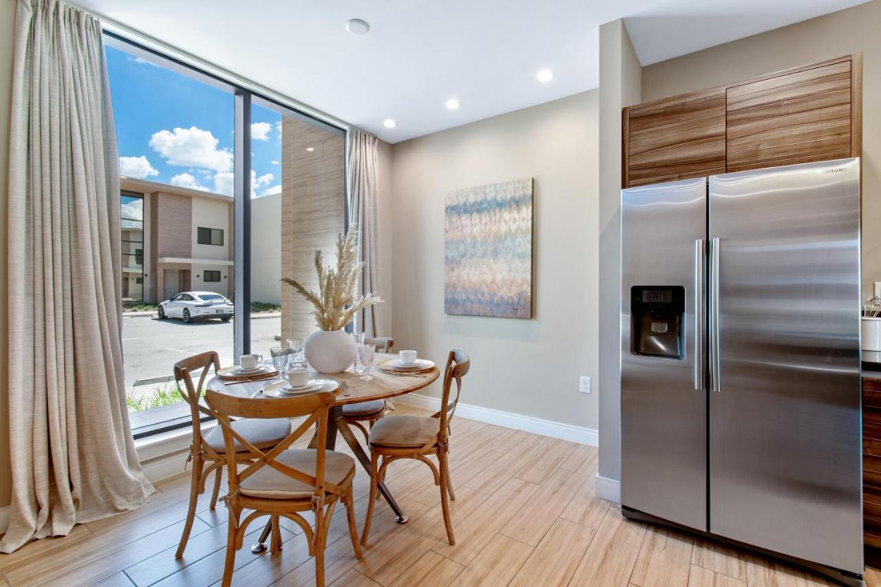 Beautiful Townhome Magic Village 1,5 Mile To Dis Орландо Екстериор снимка